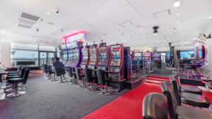 découvrez le casino barrière sainte-maxime, un lieu d'exception alliant jeux, divertissements et restauration de qualité au cœur de la riviera française.