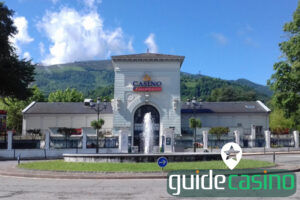 trouvez facilement un casino proche de chez vous grâce à notre guide. découvrez les meilleurs établissements, leurs jeux, horaires et services pour une sortie divertissante et sécurisée.