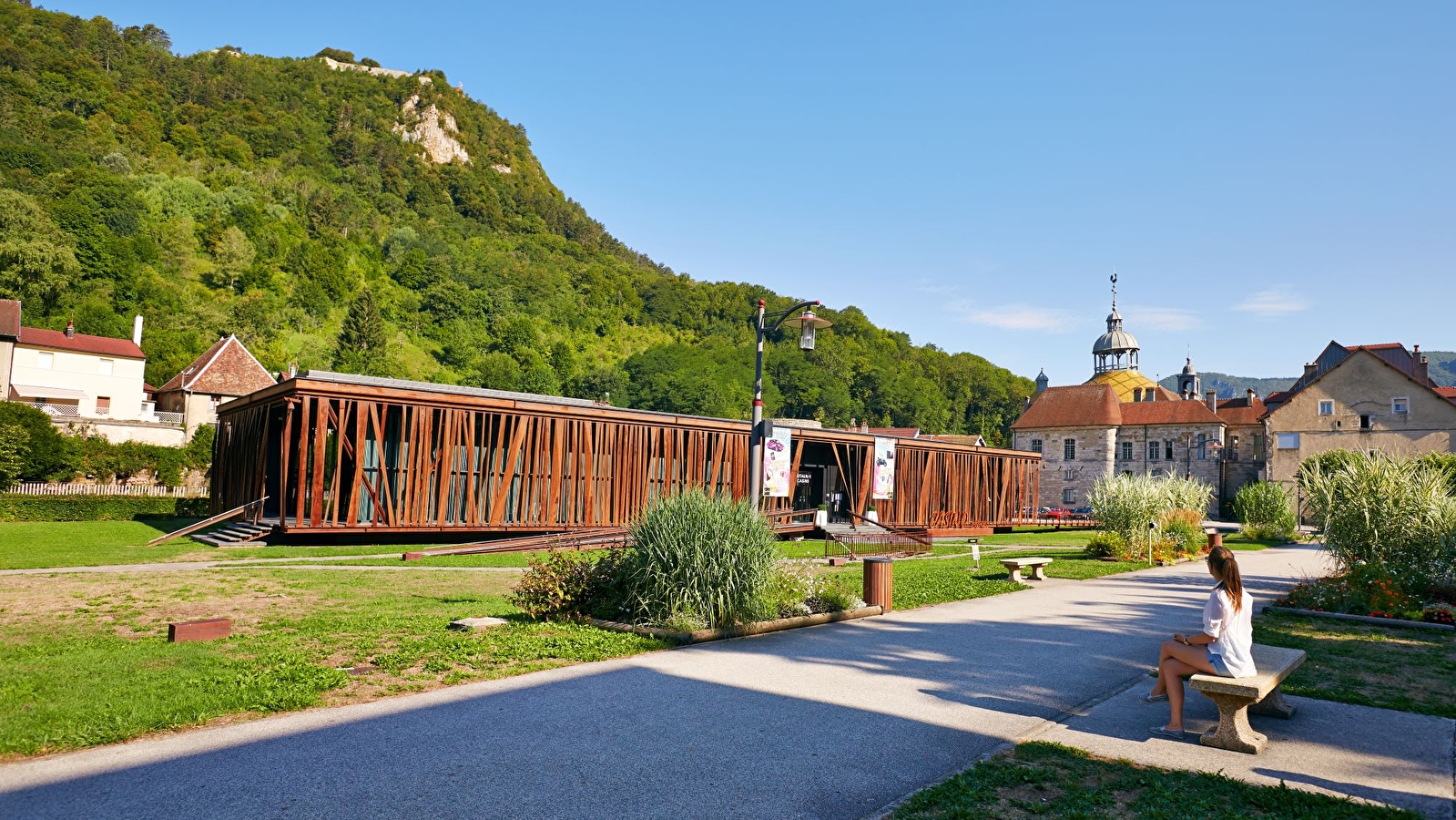 découvrez le casino de salins-les-bains, un lieu convivial alliant jeux passionnants, détente et animations pour une expérience inoubliable au cœur de la ville.