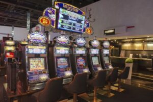 découvrez le casino de salins-les-bains, un lieu convivial alliant jeux, divertissements et gastronomie au cœur de la région.